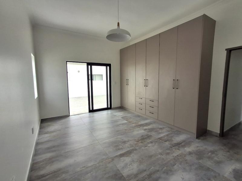 3 Bedroom Property for Sale in Britannia Bay Western Cape